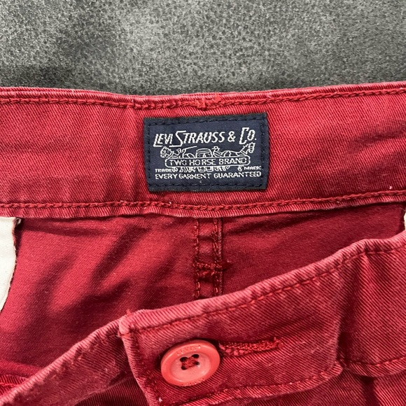 Levi’s - Picture 3 of 4